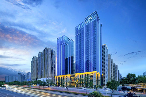 أحدث حالة شركة حول كراون بلازا شيان غوانغتشينغ